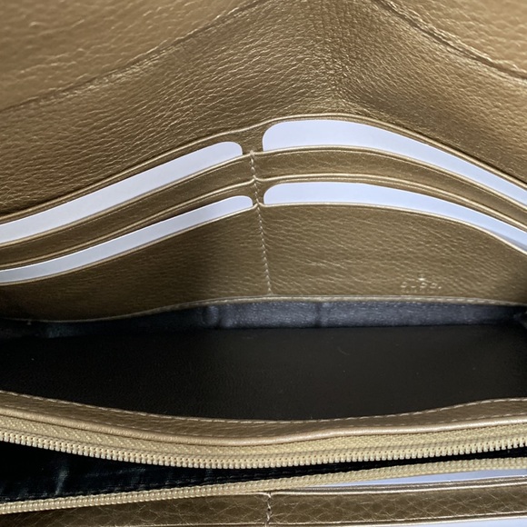 Gucci Canvas Wallet-Reposhed from my friend-See details below please! - Picture 9 of 16